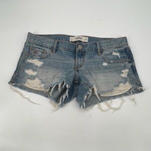 Hollister Women's Distressed Frayed Hem Jean Shorts Size w3/26